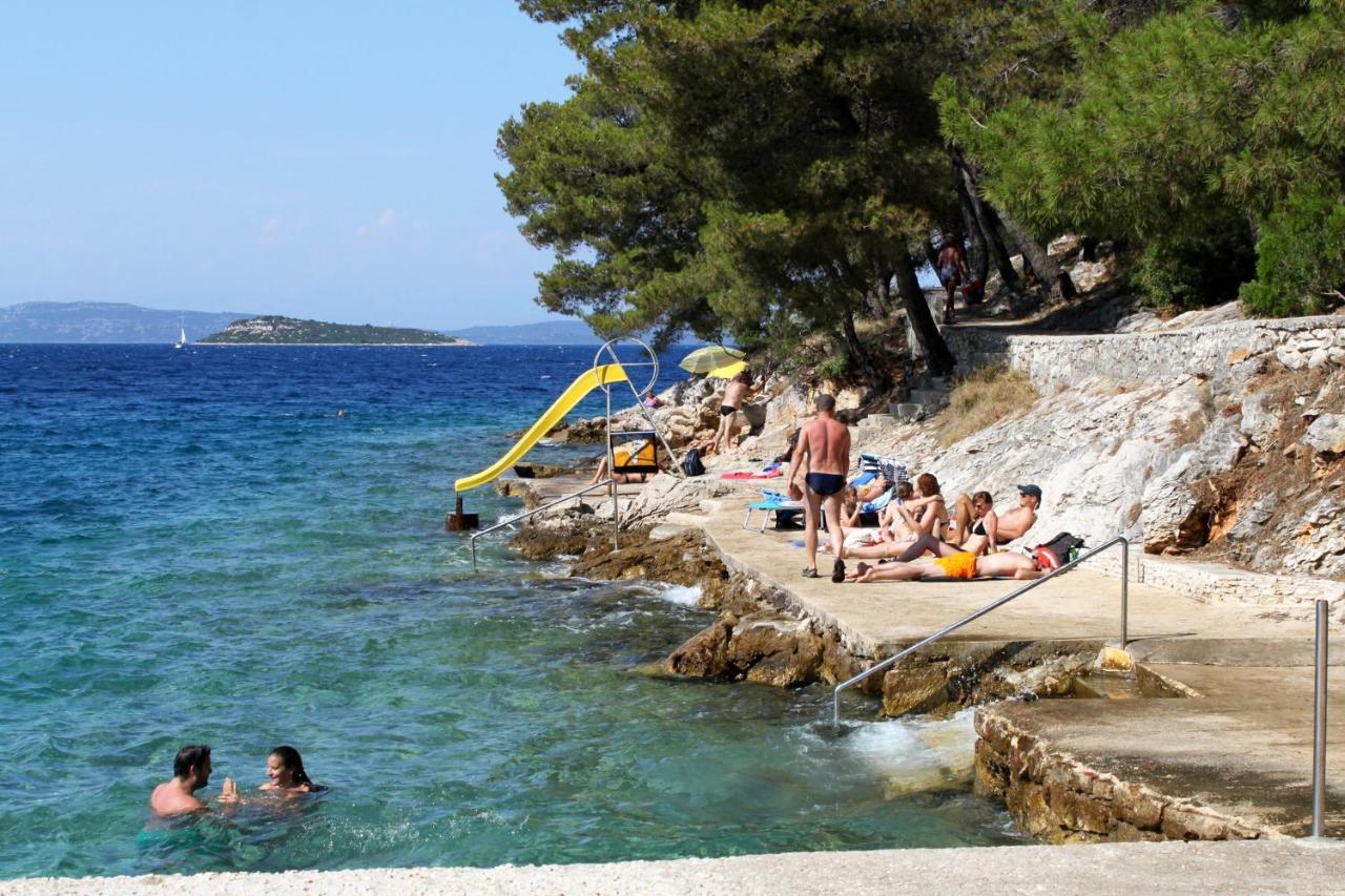 Apartments With A Parking Space Sali, Dugi Otok - 8181 Exterior photo